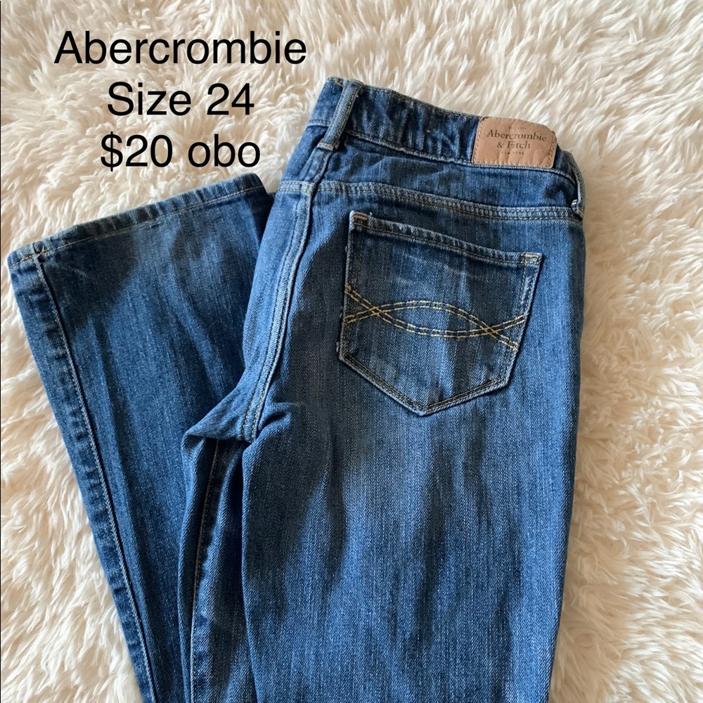 Abercrombie & Fitch size 24